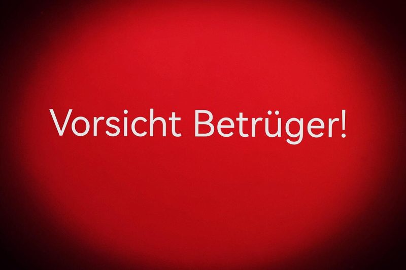 Falsche Handwerker bestehlen Seniorin