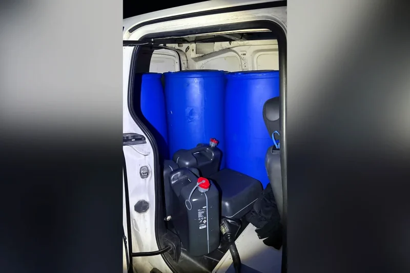 19-Jähriger tankt 380 Liter Sprit und flüchtet